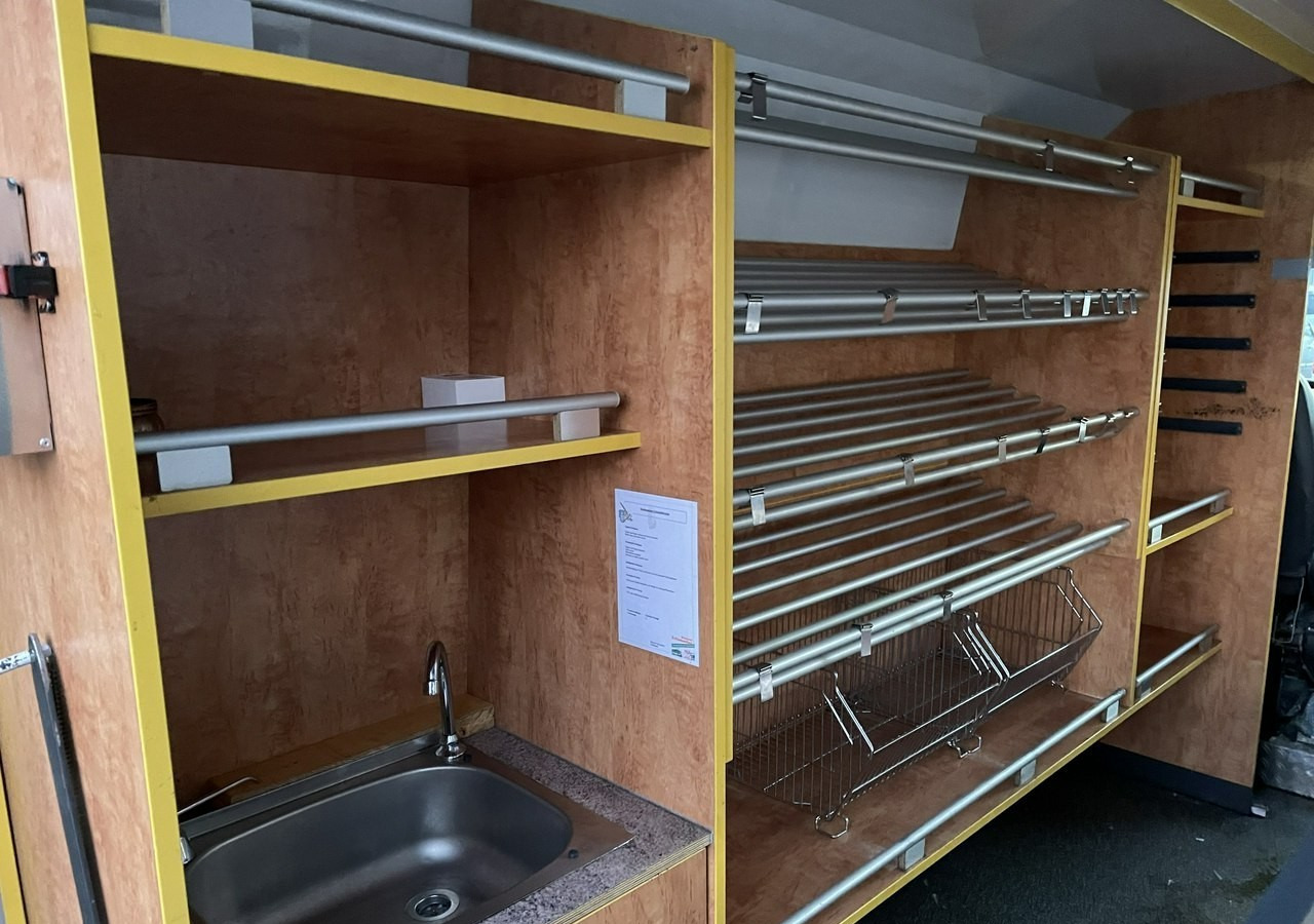 Citroen Jumper Autosklep pieczywa Gastronomiczny Food Truck Foodtruck sklep bar 201 - Food truck: foto 3 Citroen Jumper Autosklep pieczywa Gastronomiczny Food Truck Foodtruck sklep bar 201 - Food truck: foto 3