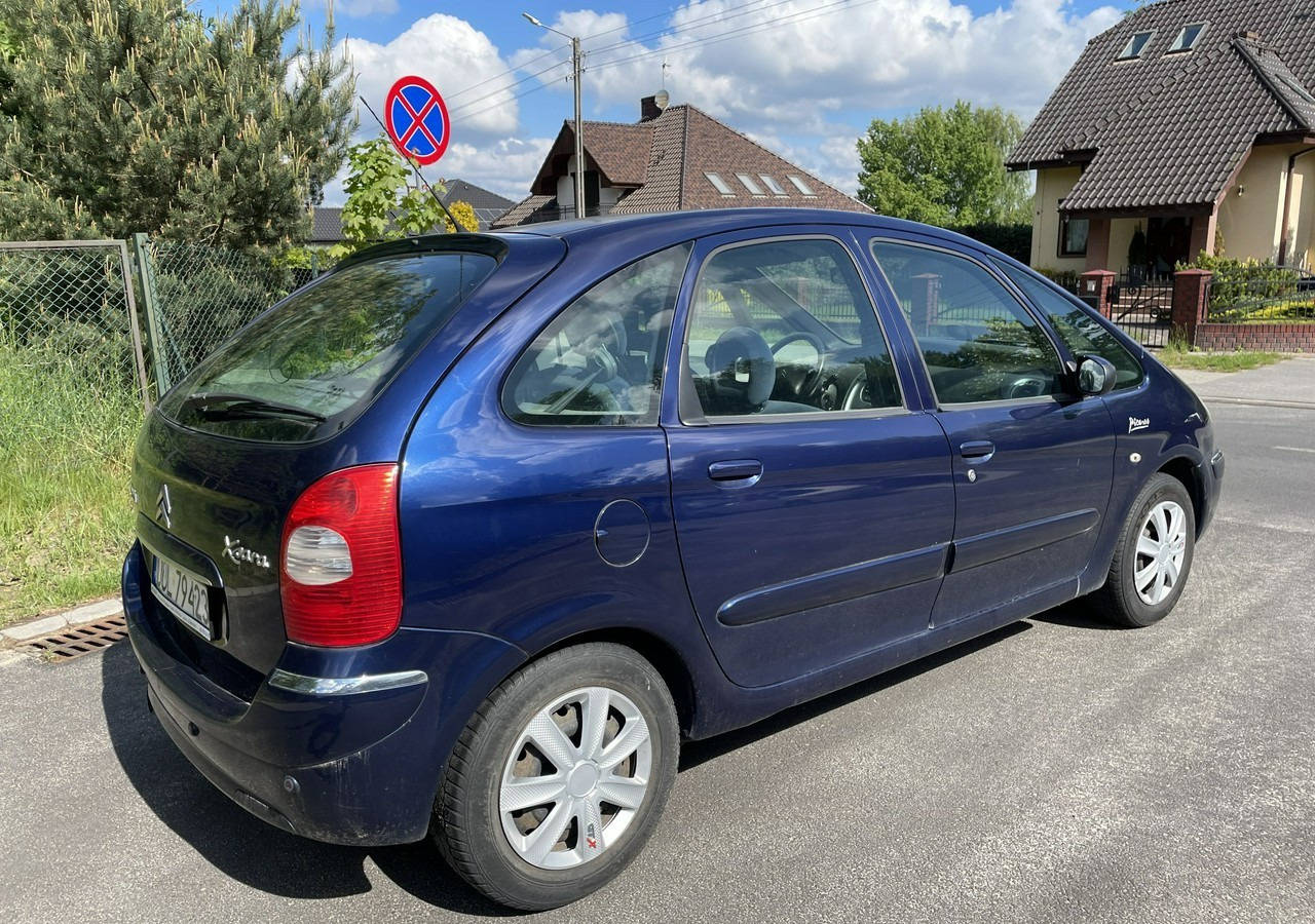 Citroen Xsara Picasso Citroen Xsara Picasso 1.6HDI-110KM Klima tempomat 2006 - Automóvel: foto 3 Citroen Xsara Picasso Citroen Xsara Picasso 1.6HDI-110KM Klima tempomat 2006 - Automóvel: foto 3