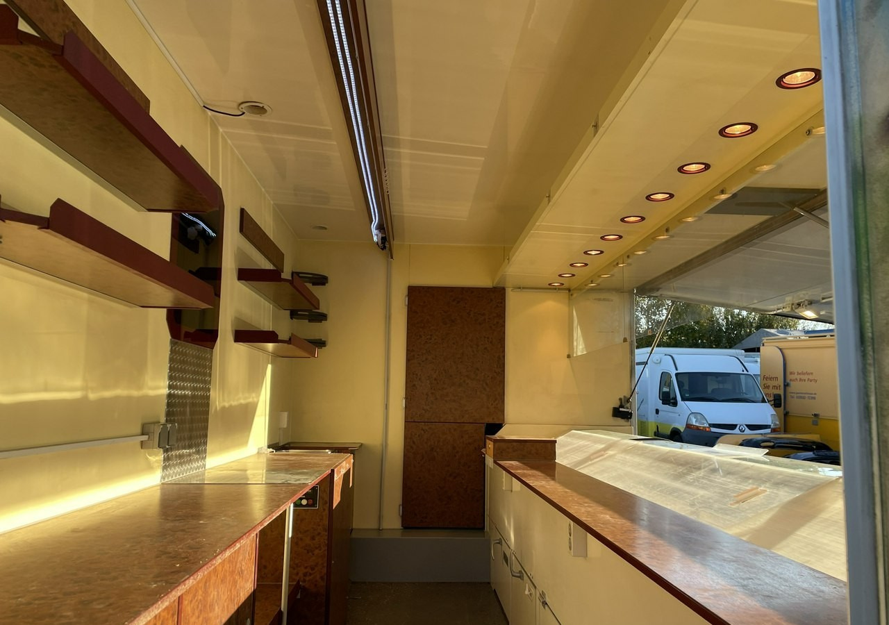 Fiat Ducato Autosklep Gastronomiczny food truck foodtruck sklep W-zas DMC3500 20 - Food truck: foto 2 Fiat Ducato Autosklep Gastronomiczny food truck foodtruck sklep W-zas DMC3500 20 - Food truck: foto 2