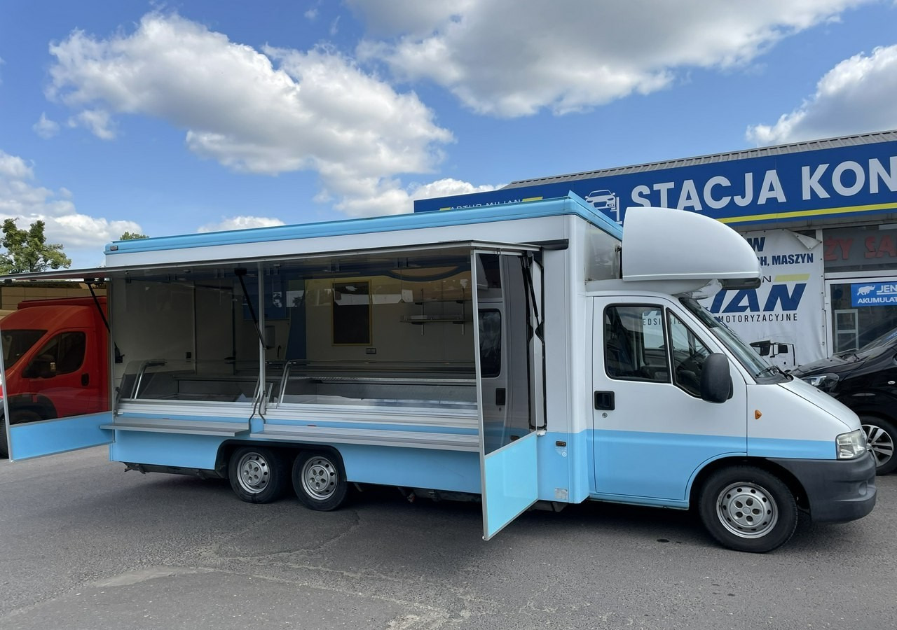 Fiat Ducato Autosklep Wędlin Gastronomiczny Food Truck Foodtruck Sklep bar 2006 - Food truck: foto 4 Fiat Ducato Autosklep Wędlin Gastronomiczny Food Truck Foodtruck Sklep bar 2006 - Food truck: foto 4