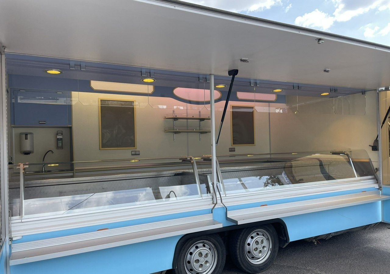 Fiat Ducato Autosklep Wędlin Gastronomiczny Food Truck Foodtruck Sklep bar 2006 - Food truck: foto 2 Fiat Ducato Autosklep Wędlin Gastronomiczny Food Truck Foodtruck Sklep bar 2006 - Food truck: foto 2
