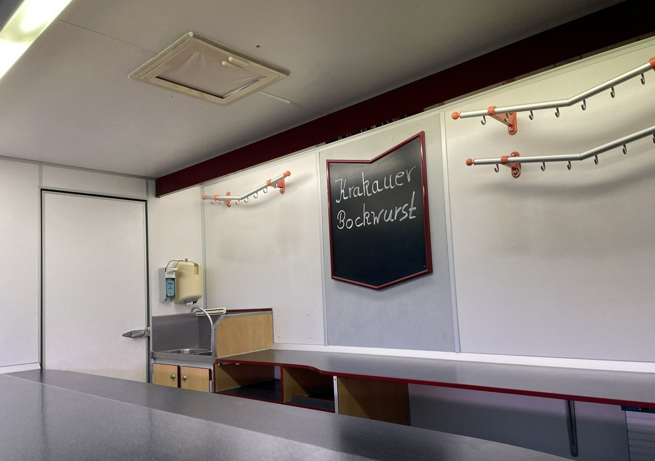 Fiat Ducato Autosklep Wędlin Gastronomiczny food truck foodtruck sklep Borco 200 - Food truck: foto 2 Fiat Ducato Autosklep Wędlin Gastronomiczny food truck foodtruck sklep Borco 200 - Food truck: foto 2