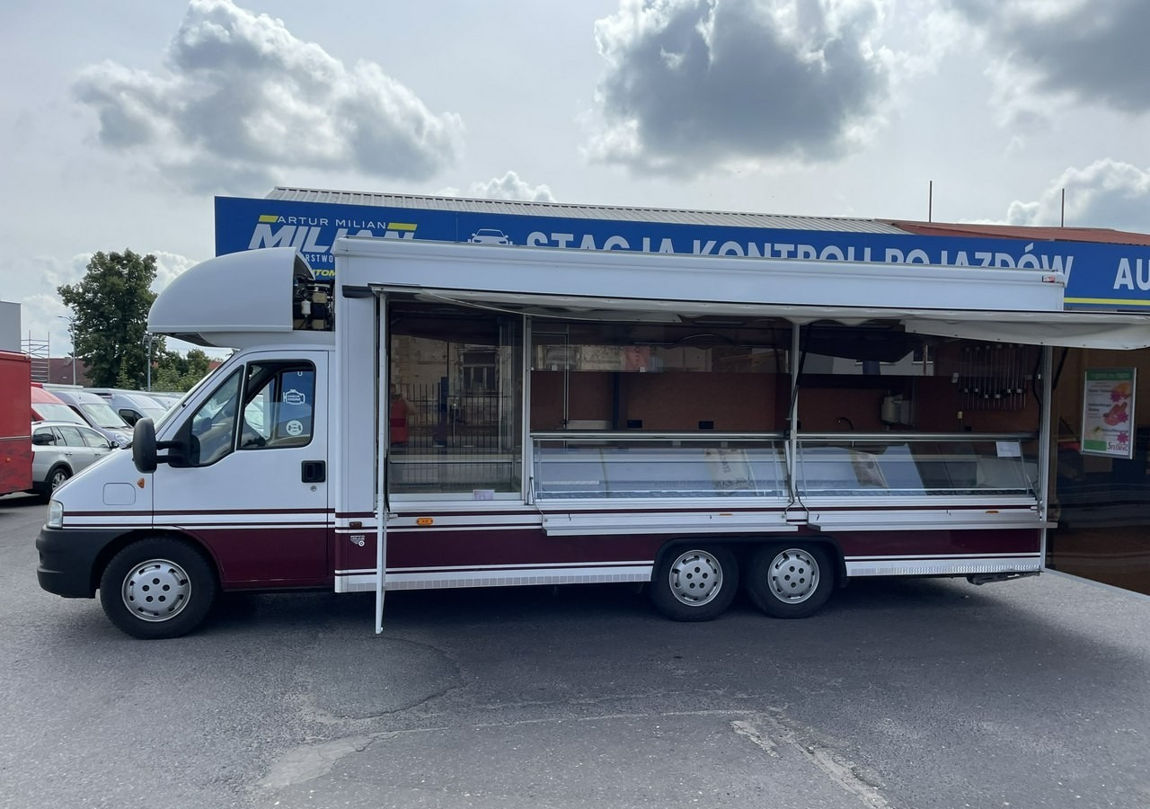 Fiat Ducato Autosklep wędlin Gastronomiczny Food Truck Foodtruck 55122km Borco20 - Food truck: foto 5 Fiat Ducato Autosklep wędlin Gastronomiczny Food Truck Foodtruck 55122km Borco20 - Food truck: foto 5