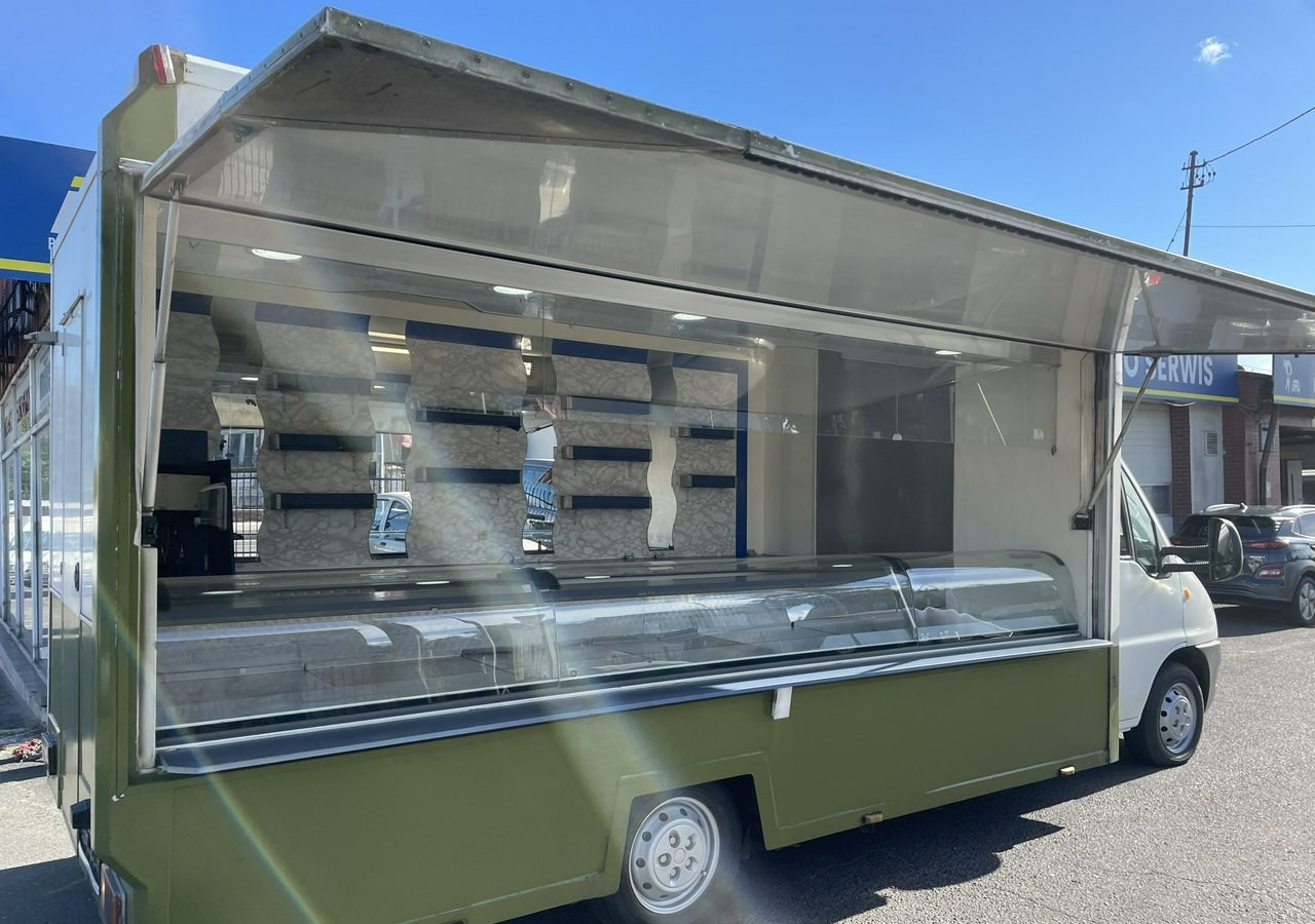 Fiat Ducato Autosklep wędlin Ryb Gastronomiczny Food Truck Foodtruck Sklep 2006 - Food truck: foto 5 Fiat Ducato Autosklep wędlin Ryb Gastronomiczny Food Truck Foodtruck Sklep 2006 - Food truck: foto 5