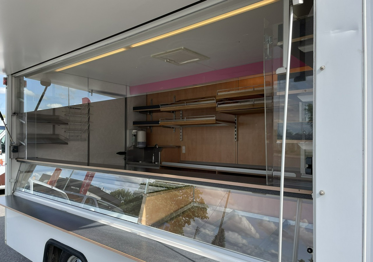Fiat Ducato Ducato Autosklep Gastronomiczny Food Truck Foodtruck sklep Borco 200 - Food truck: foto 3 Fiat Ducato Ducato Autosklep Gastronomiczny Food Truck Foodtruck sklep Borco 200 - Food truck: foto 3