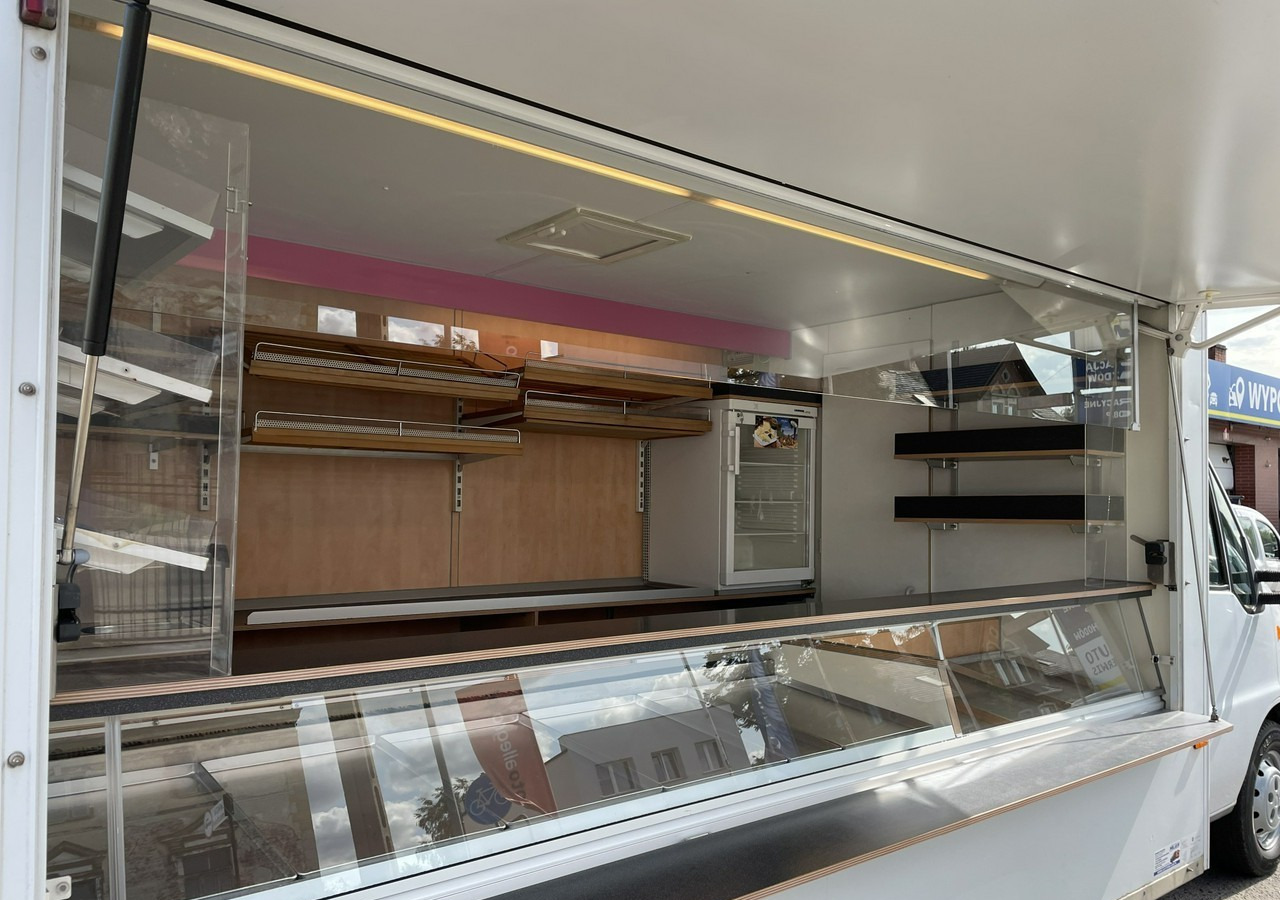 Fiat Ducato Ducato Autosklep Gastronomiczny Food Truck Foodtruck sklep Borco 200 - Food truck: foto 2 Fiat Ducato Ducato Autosklep Gastronomiczny Food Truck Foodtruck sklep Borco 200 - Food truck: foto 2