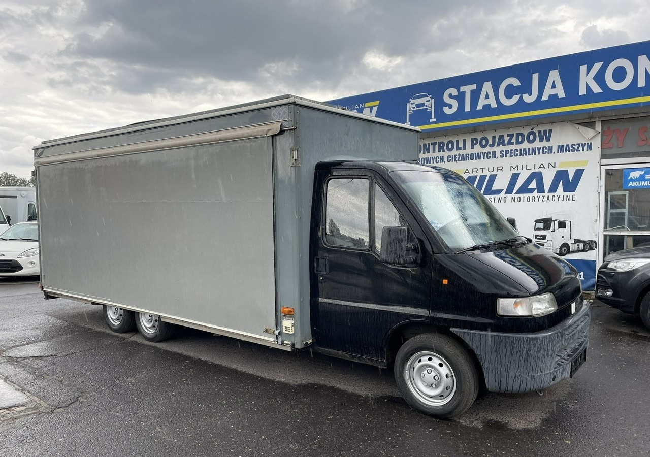 Fiat Ducato Ducato Autosklep Gastronomiczny Food Truck Foodtruck sklep bar - Food truck: foto 5 Fiat Ducato Ducato Autosklep Gastronomiczny Food Truck Foodtruck sklep bar - Food truck: foto 5