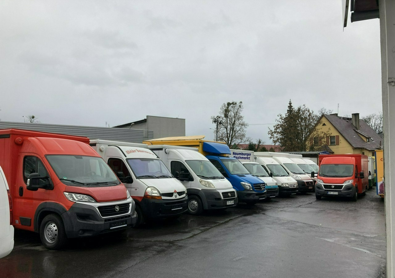 Fiat Ducato Ducato Autosklep Gastronomiczny Food Truck Foodtruck sklep bar - Food truck, Veículo comercial: foto 1 Fiat Ducato Ducato Autosklep Gastronomiczny Food Truck Foodtruck sklep bar - Food truck, Veículo comercial: foto 1