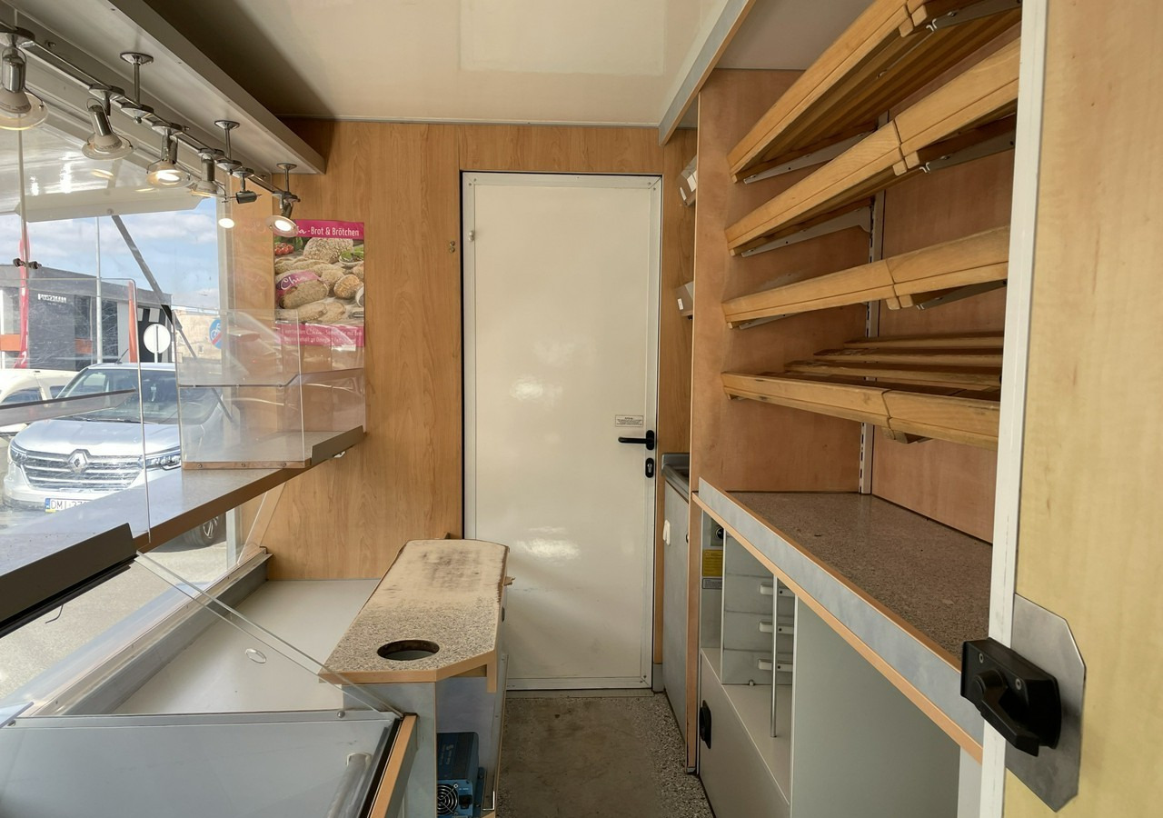 Fiat Ducato Ducato Autosklep pieczy Sklep Gastronomiczny Food Truck Foodtruck 20 - Food truck: foto 5 Fiat Ducato Ducato Autosklep pieczy Sklep Gastronomiczny Food Truck Foodtruck 20 - Food truck: foto 5