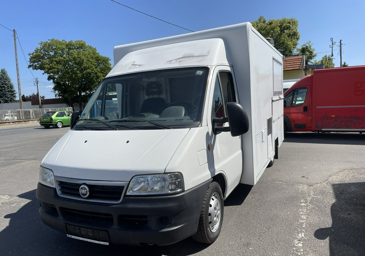 Fiat Ducato Ducato Autosklep wędlin Gastronomiczny Food Truck Foodtruck Sklep 20 - Food truck: foto 3 Fiat Ducato Ducato Autosklep wędlin Gastronomiczny Food Truck Foodtruck Sklep 20 - Food truck: foto 3