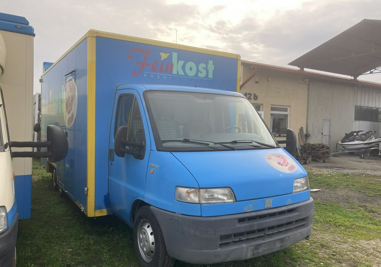 Fiat Ducato Ducato Autosklep wędlin Gastronomiczny Food Truck Foodtruck sklep - Food truck: foto 3 Fiat Ducato Ducato Autosklep wędlin Gastronomiczny Food Truck Foodtruck sklep - Food truck: foto 3