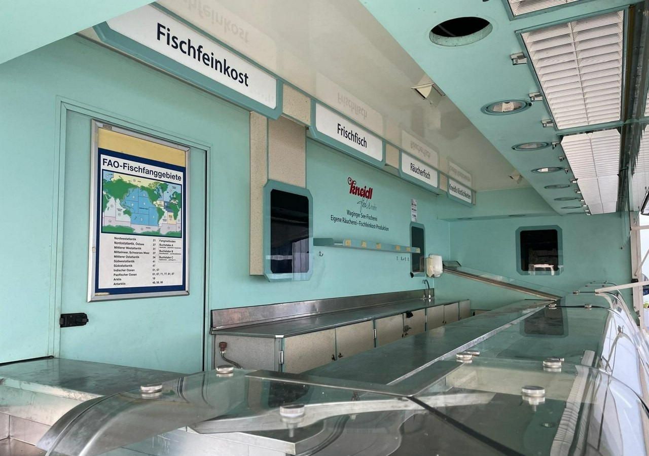 Fiat Ducato Ducato Autosklep wędlin Gastronomiczny Food Truck Foodtruck sklep ba - Food truck: foto 4 Fiat Ducato Ducato Autosklep wędlin Gastronomiczny Food Truck Foodtruck sklep ba - Food truck: foto 4