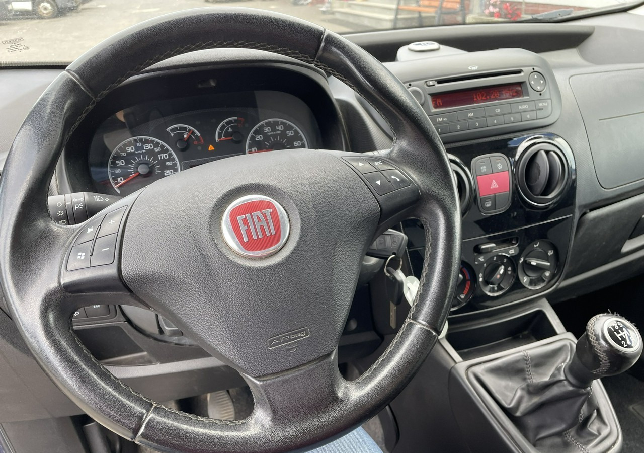 Automóvel Fiat Qubo Fiat Qubo 1.3-95KM Klima 2013: foto 14