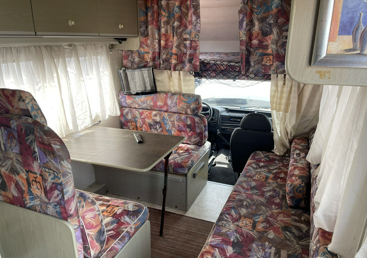Ford Transit Ford Transit Kamper 5-osobowy GRANDUCA 560 - Autocaravana capucine: foto 2 Ford Transit Ford Transit Kamper 5-osobowy GRANDUCA 560 - Autocaravana capucine: foto 2