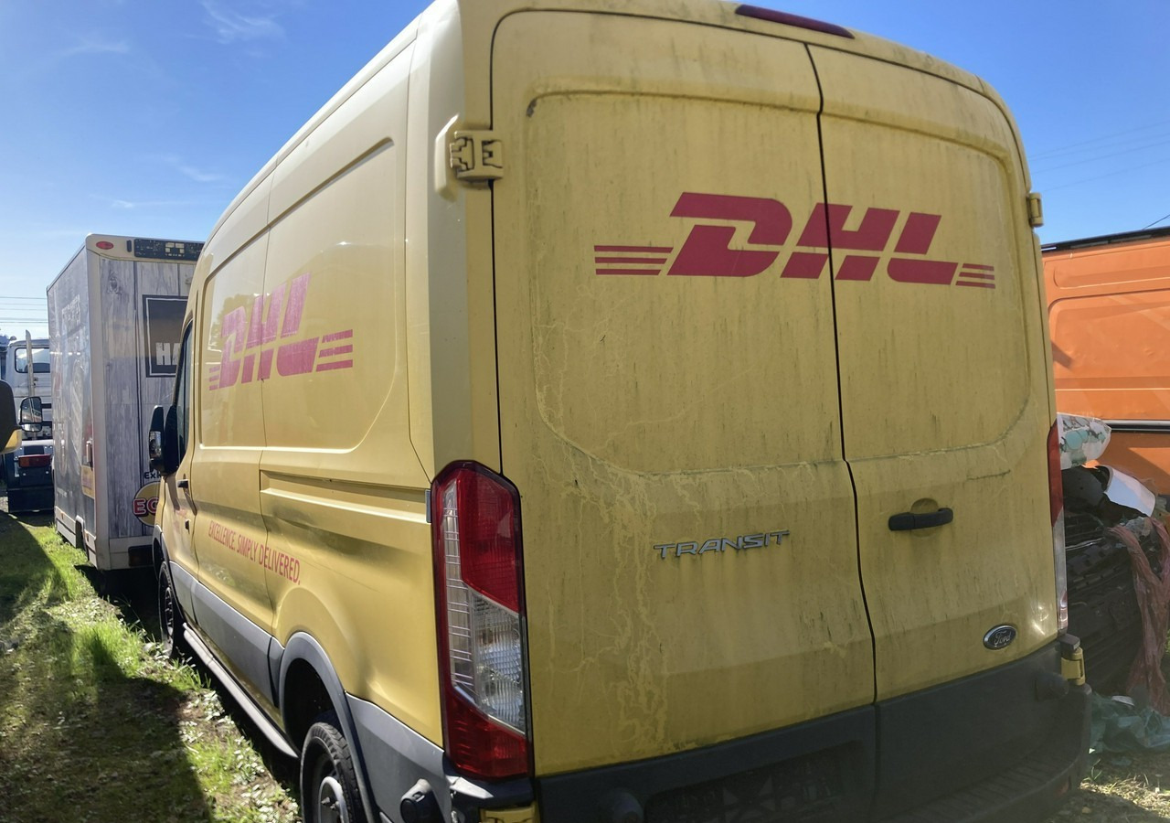 Ford Transit Transit 2.2 Klima 2016 - Furgão: foto 5 Ford Transit Transit 2.2 Klima 2016 - Furgão: foto 5