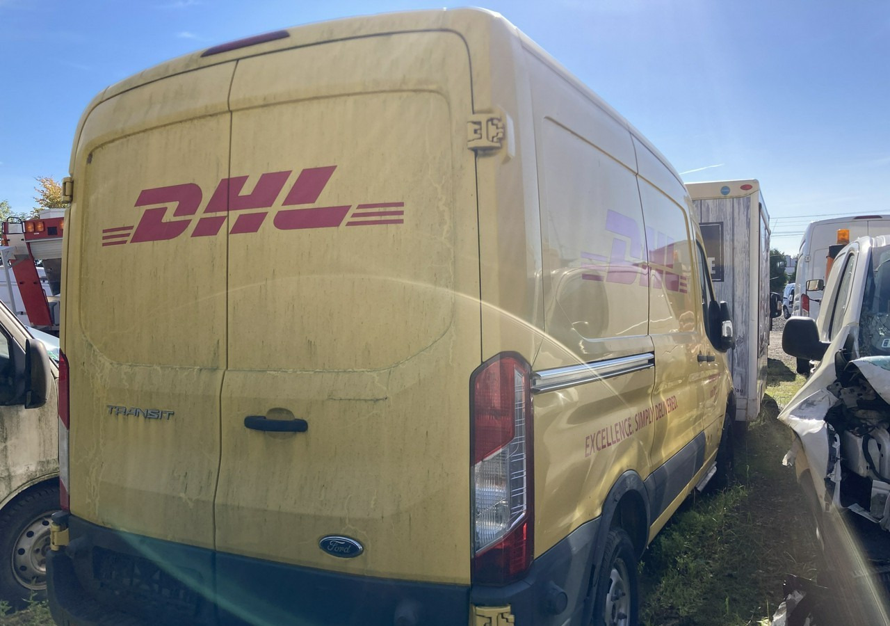 Ford Transit Transit 2.2 Klima 2016 - Furgão: foto 4 Ford Transit Transit 2.2 Klima 2016 - Furgão: foto 4
