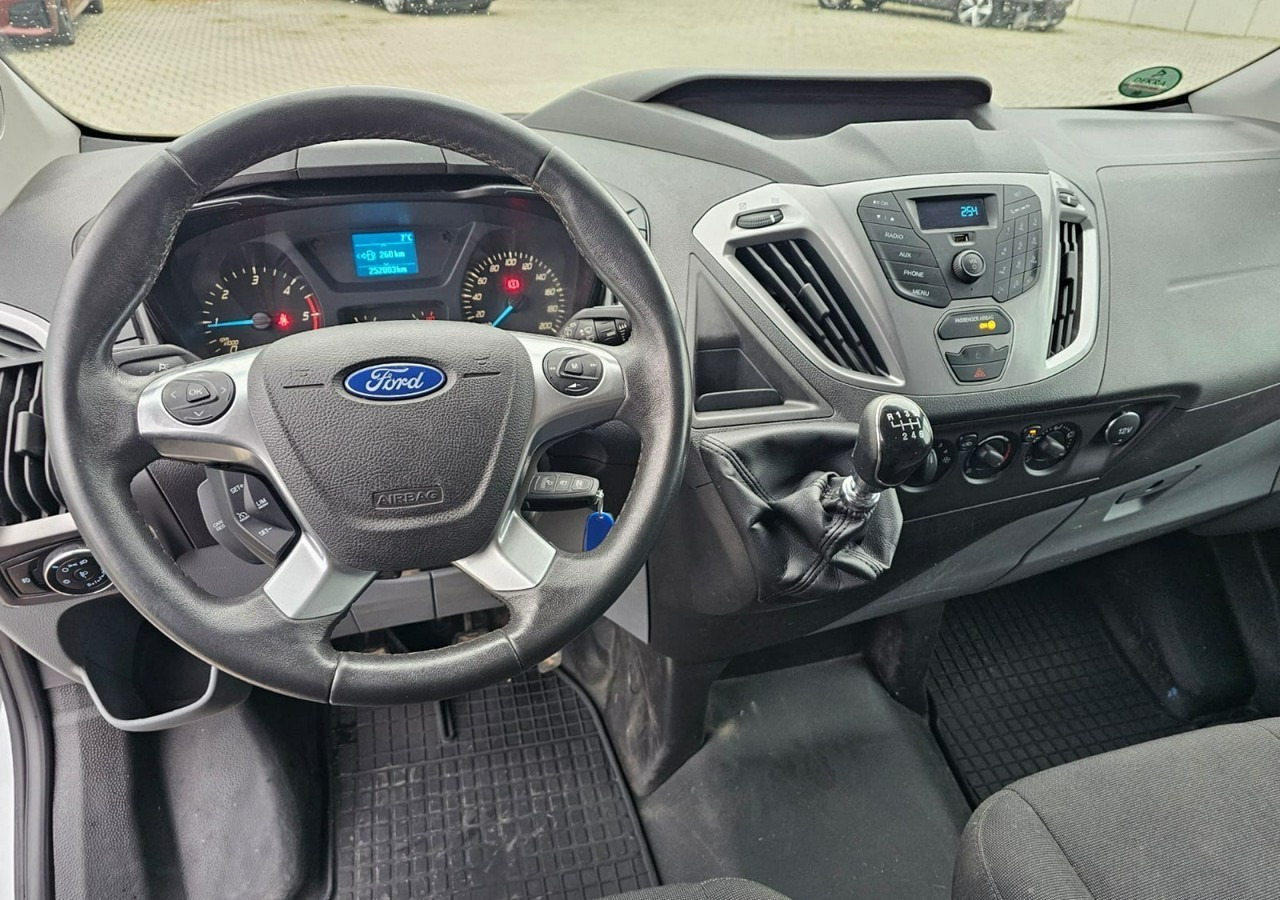 Ford Transit Transit Custom Ford Transit Custom 2.2-125KM Klima 2015 - Furgão: foto 5 Ford Transit Transit Custom Ford Transit Custom 2.2-125KM Klima 2015 - Furgão: foto 5