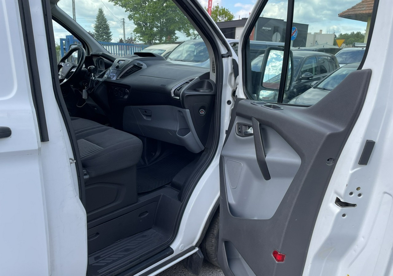 Furgão Ford Transit Transit Custom Transit Custom 2.0 Klima 153tkm Model 2018: foto 9