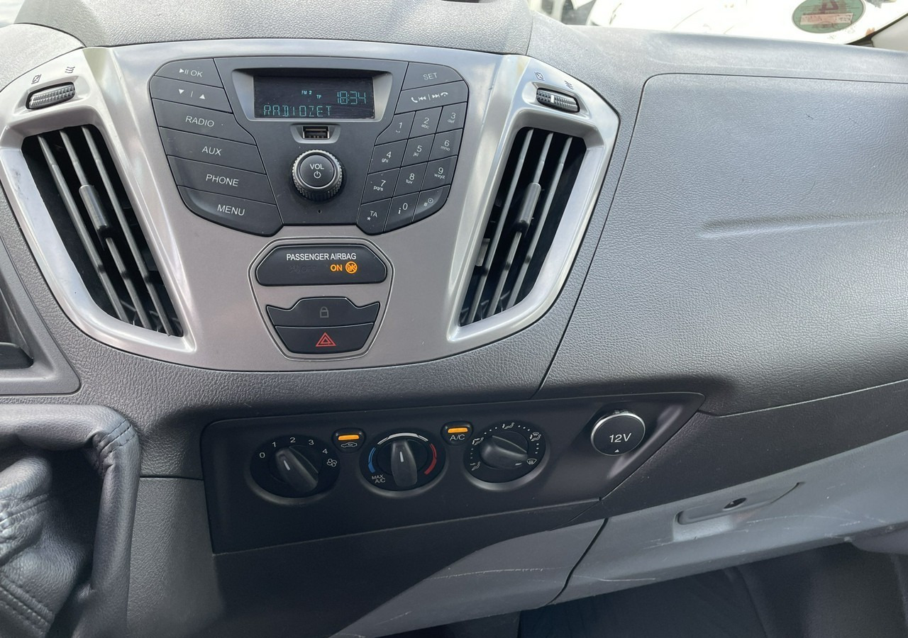 Furgão Ford Transit Transit Custom Transit Custom 2.0 Klima 153tkm Model 2018: foto 14