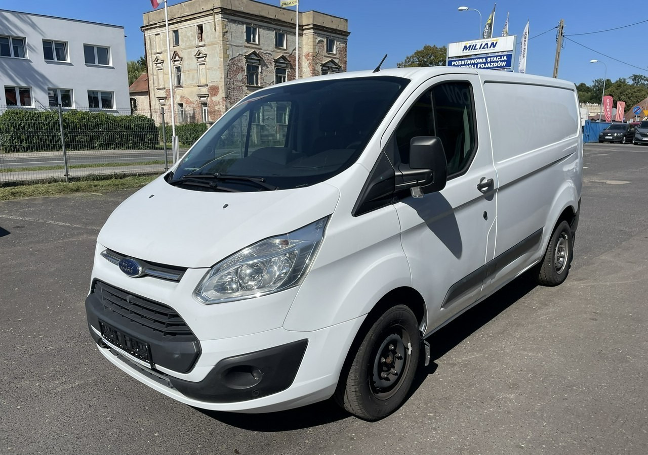 Ford Transit Transit Custom Transit Custom 2.0 Klima 153tkm Model 2018 - Furgão: foto 5 Ford Transit Transit Custom Transit Custom 2.0 Klima 153tkm Model 2018 - Furgão: foto 5
