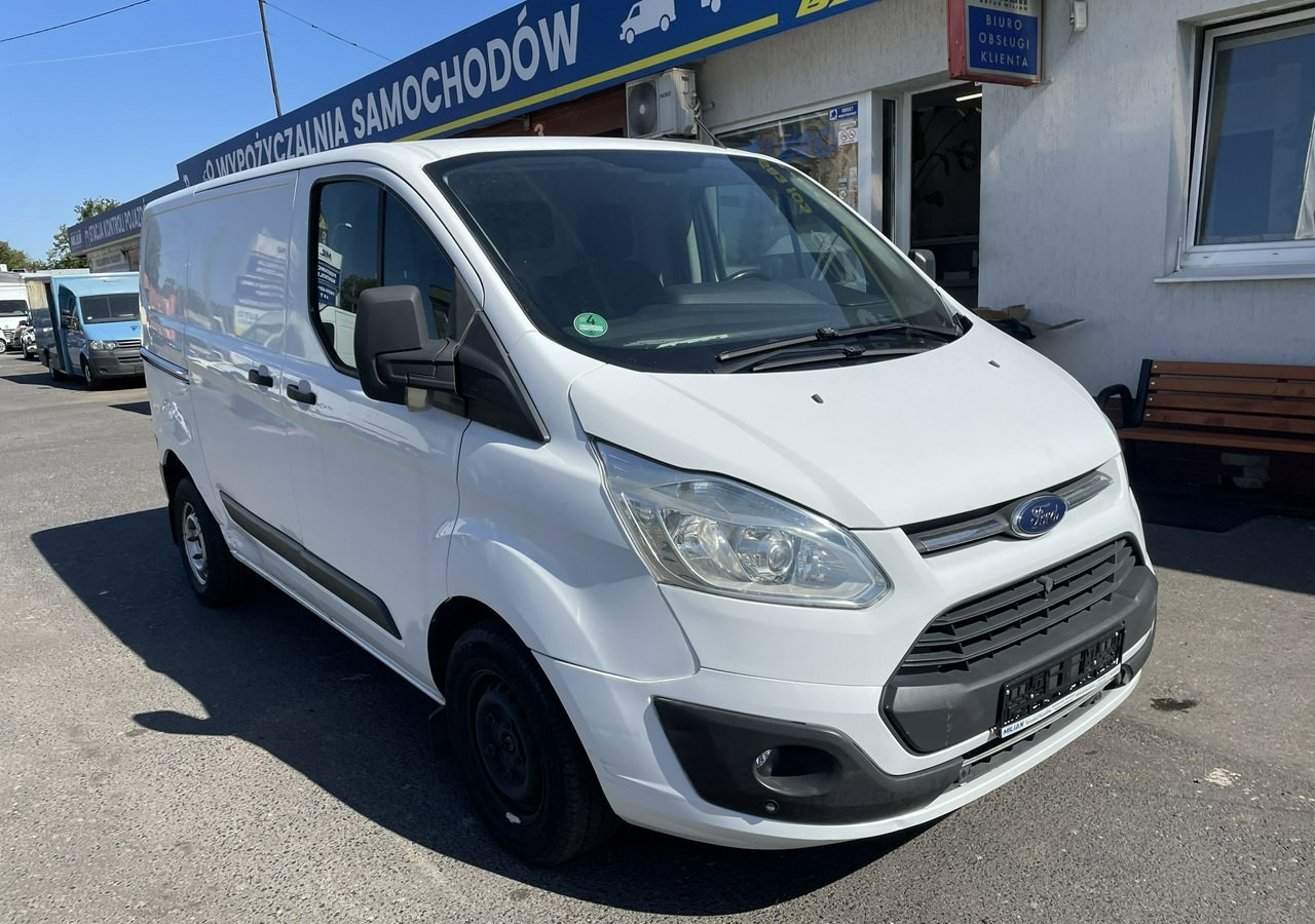 Ford Transit Transit Custom Transit Custom 2.0 Klima 153tkm Model 2018 - Furgão: foto 1 Ford Transit Transit Custom Transit Custom 2.0 Klima 153tkm Model 2018 - Furgão: foto 1
