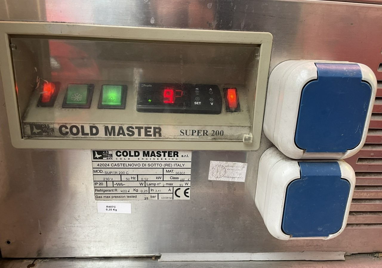 Roulote bar Inna Inny Autosklep przyczepa wędlin Gastronomiczny Food Truck Foodtruck Sklep: foto 9 Roulote bar Inna Inny Autosklep przyczepa wędlin Gastronomiczny Food Truck Foodtruck Sklep: foto 9