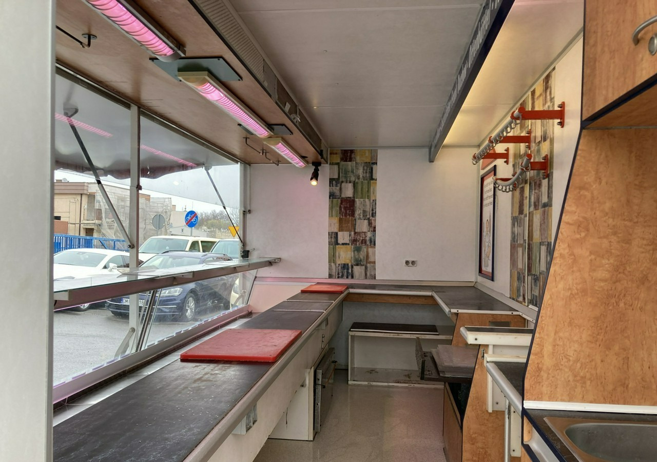 Inna Inny Autosklep wedlin Gastronomiczna food truck foodtruck sklep bar 2004 - Roulote bar: foto 5 Inna Inny Autosklep wedlin Gastronomiczna food truck foodtruck sklep bar 2004 - Roulote bar: foto 5