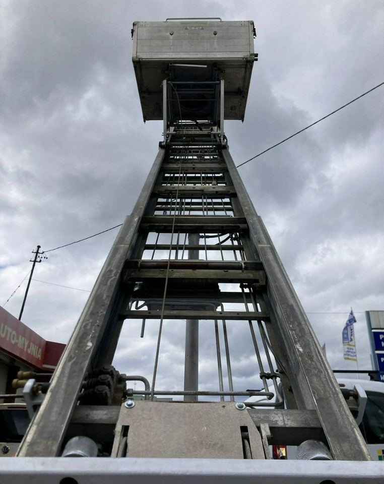Inna Inny Drabina dekarska winda budowlana zwyżka podnośnik koszowy HD20 Boeck - Plataforma aérea: foto 3 Inna Inny Drabina dekarska winda budowlana zwyżka podnośnik koszowy HD20 Boeck - Plataforma aérea: foto 3