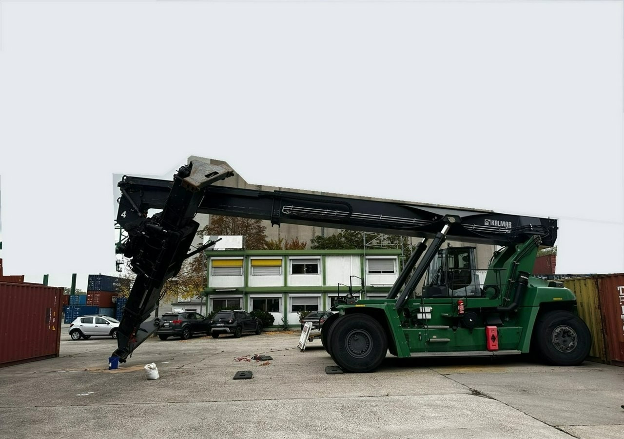 Inna Inny KALMAR DRG450 - 60S5 M REACHSTACKER Wózek do kontenerów 6284h 2018 - Manipulador de contentor: foto 3 Inna Inny KALMAR DRG450 - 60S5 M REACHSTACKER Wózek do kontenerów 6284h 2018 - Manipulador de contentor: foto 3