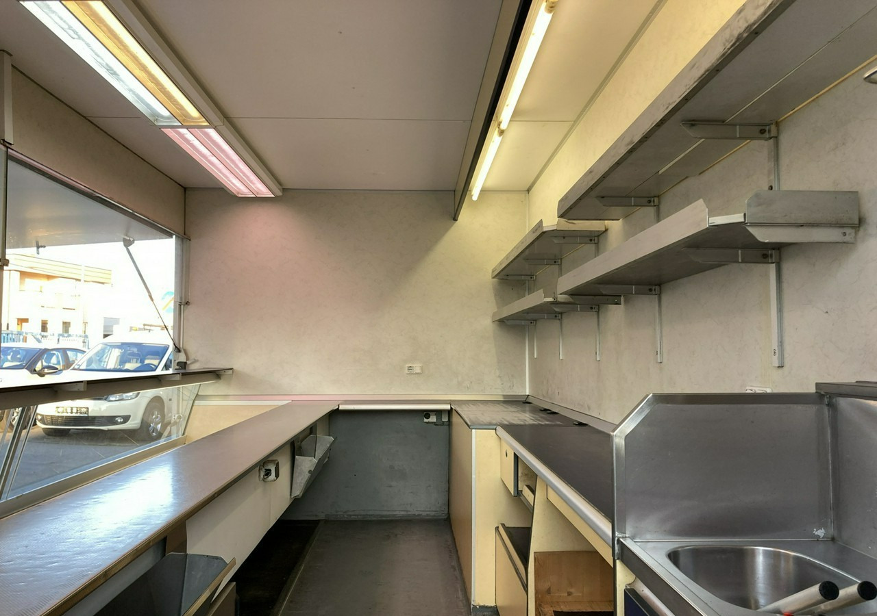 Inna Inny Przycze Autosklep wędli Gastronomiczna food truck foodtruck sklep 20 - Roulote bar: foto 2 Inna Inny Przycze Autosklep wędli Gastronomiczna food truck foodtruck sklep 20 - Roulote bar: foto 2