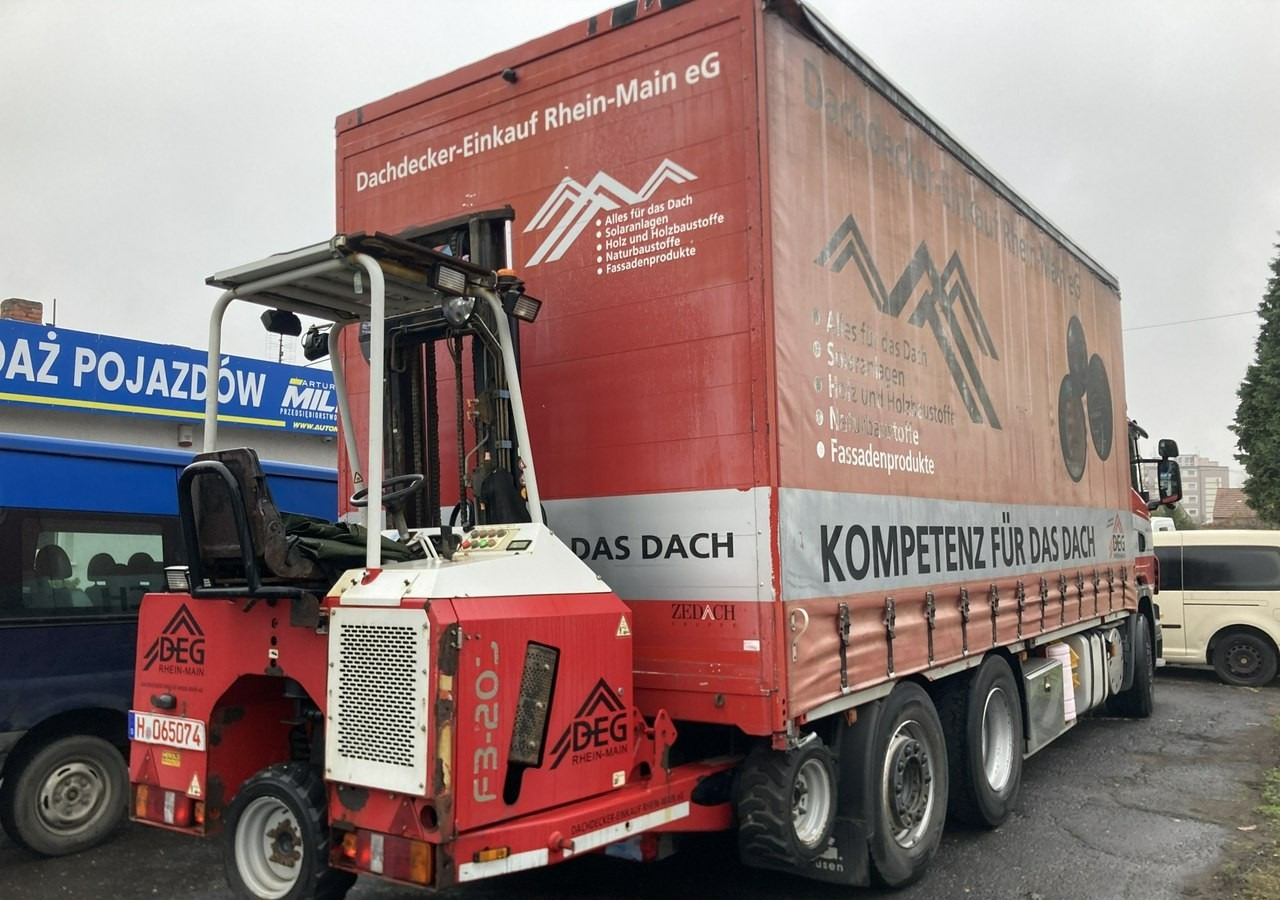 Inna Inny Scania G320 Wózek PALFINGER Firanka Plandeka plandeka Moffett 2012 - Carrinha de lona: foto 3 Inna Inny Scania G320 Wózek PALFINGER Firanka Plandeka plandeka Moffett 2012 - Carrinha de lona: foto 3