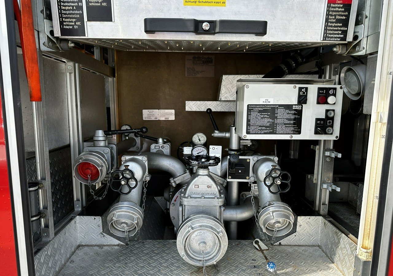 Iveco Inny Iveco Iveco Magirus FF95E Straż Pożarna Gaśnicza 4X4 Metz 96 jak Nowa - Carro de bombeiro: foto 5 Iveco Inny Iveco Iveco Magirus FF95E Straż Pożarna Gaśnicza 4X4 Metz 96 jak Nowa - Carro de bombeiro: foto 5