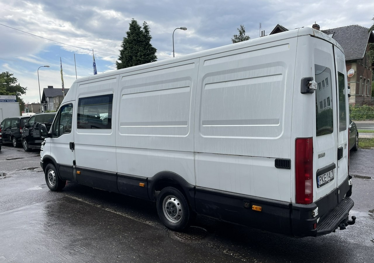 Iveco Iveco Daily 35S14 Maxi Brygadówka dokka doka 7-osobowy - Carrinha cabine dupla: foto 4 Iveco Iveco Daily 35S14 Maxi Brygadówka dokka doka 7-osobowy - Carrinha cabine dupla: foto 4