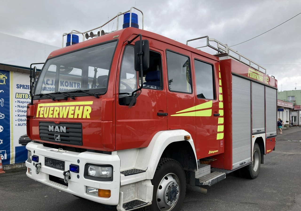 Locação financeira de  MAN MAN 15,250 Straż pożarna gaśnicza 9-oso 4X4 Wóz strażacki 2003 MAN 15,250 Straż pożarna gaśnicza 9-osobowa 4X4 Wóz strażacki 2003 MAN MAN 15,250 Straż pożarna gaśnicza 9-oso 4X4 Wóz strażacki 2003 MAN 15,250 Straż pożarna gaśnicza 9-osobowa 4X4 Wóz strażacki 2003: foto 17