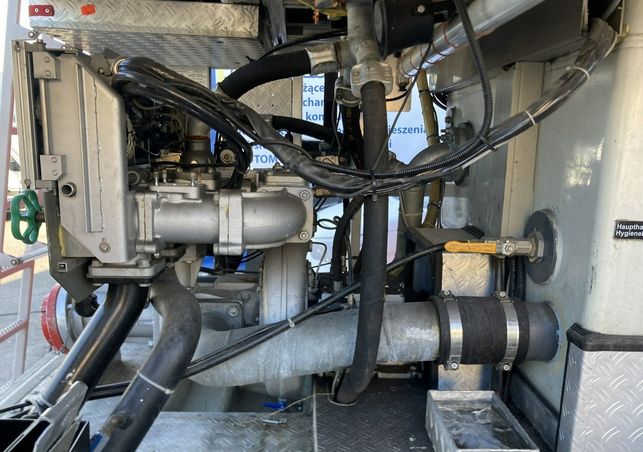 Locação financeira de  Mercedes-Benz Atego Atego15-280 Straż Pożarna Gaśnicza Ziegler 2020L wody 210L piany 20 Mercedes-Benz Atego Atego15-280 Straż Pożarna Gaśnicza Ziegler 2020L wody 210L piany 20: foto 9
