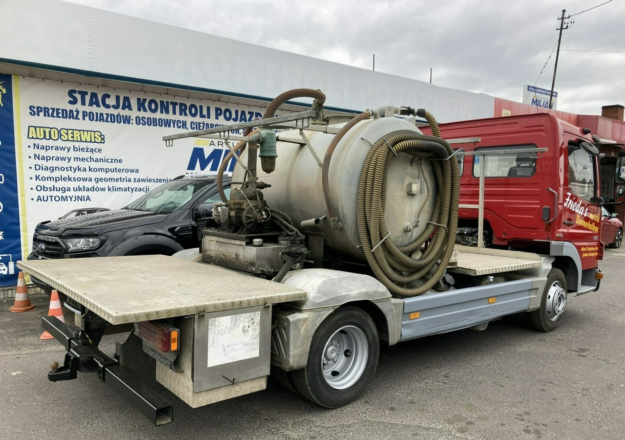 Mercedes-Benz Atego Atego716 Toitoi dowywozu WC Asanizacyjny Wuko Kanalizacja Toi Toi 20 - Caminhão limpa fossa: foto 2 Mercedes-Benz Atego Atego716 Toitoi dowywozu WC Asanizacyjny Wuko Kanalizacja Toi Toi 20 - Caminhão limpa fossa: foto 2