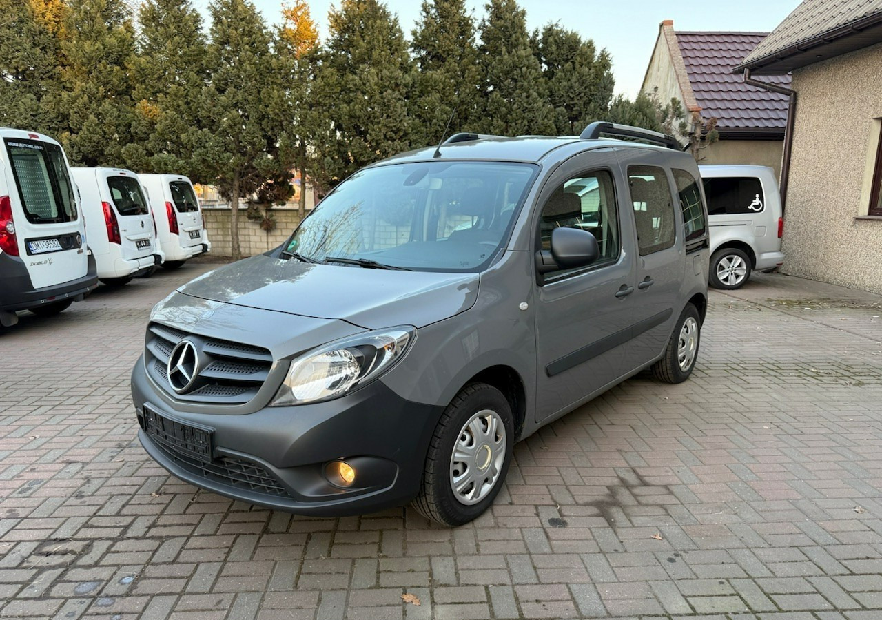 Mercedes-Benz Citan Mercedes Citan dla Niepełnosprawnych Inwalida Rampa 2018 - Automóvel: foto 5 Mercedes-Benz Citan Mercedes Citan dla Niepełnosprawnych Inwalida Rampa 2018 - Automóvel: foto 5