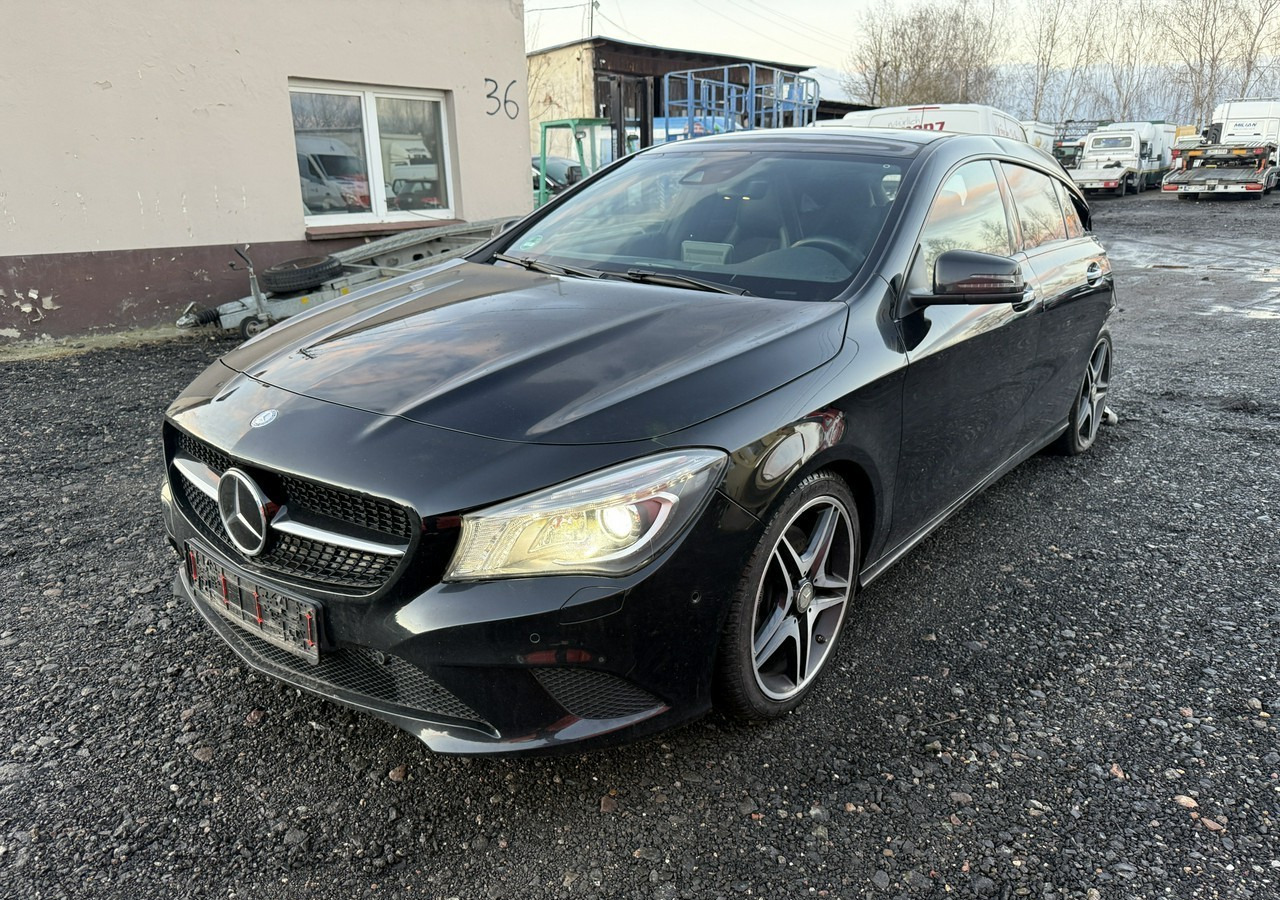 Mercedes-Benz Klasa CLA C117/X117 Mercedes-Benz Klasa CLA Mercedes CLA 250 4MATIC 2.0-210KM Bogate wyposażenie 2016 - Automóvel: foto 3 Mercedes-Benz Klasa CLA C117/X117 Mercedes-Benz Klasa CLA Mercedes CLA 250 4MATIC 2.0-210KM Bogate wyposażenie 2016 - Automóvel: foto 3