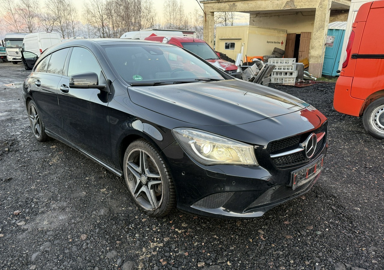 Mercedes-Benz Klasa CLA C117/X117 Mercedes-Benz Klasa CLA Mercedes CLA 250 4MATIC 2.0-210KM Bogate wyposażenie 2016 - Automóvel: foto 1 Mercedes-Benz Klasa CLA C117/X117 Mercedes-Benz Klasa CLA Mercedes CLA 250 4MATIC 2.0-210KM Bogate wyposażenie 2016 - Automóvel: foto 1
