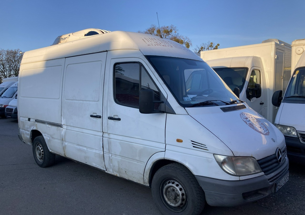 Mercedes-Benz Sprinter Sprinter 313 CDI Chłodnia -Mrożnia Kesstner - Carrinha frigorífica: foto 1 Mercedes-Benz Sprinter Sprinter 313 CDI Chłodnia -Mrożnia Kesstner - Carrinha frigorífica: foto 1
