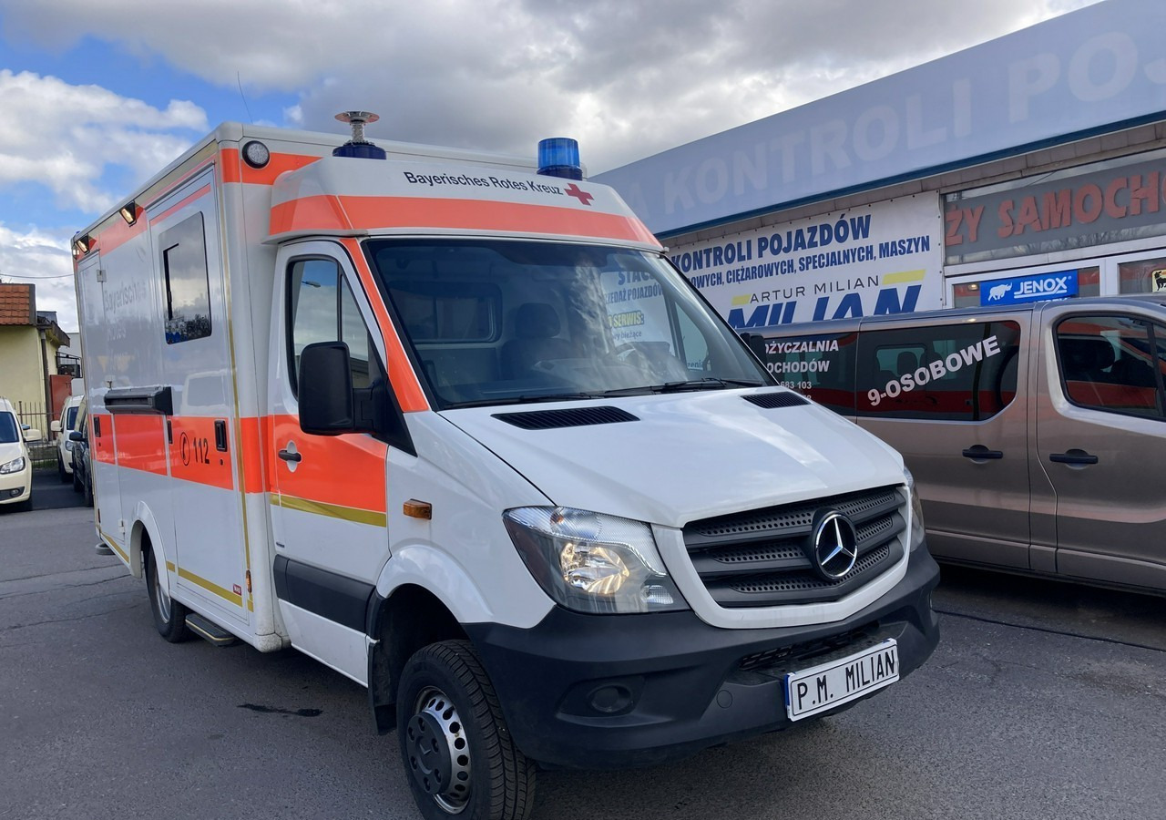 Ambulância Mercedes-Benz Sprinter Sprinter 519 Karetka 4X4 Ambulans MODEL 2017: foto 17 Ambulância Mercedes-Benz Sprinter Sprinter 519 Karetka 4X4 Ambulans MODEL 2017: foto 17