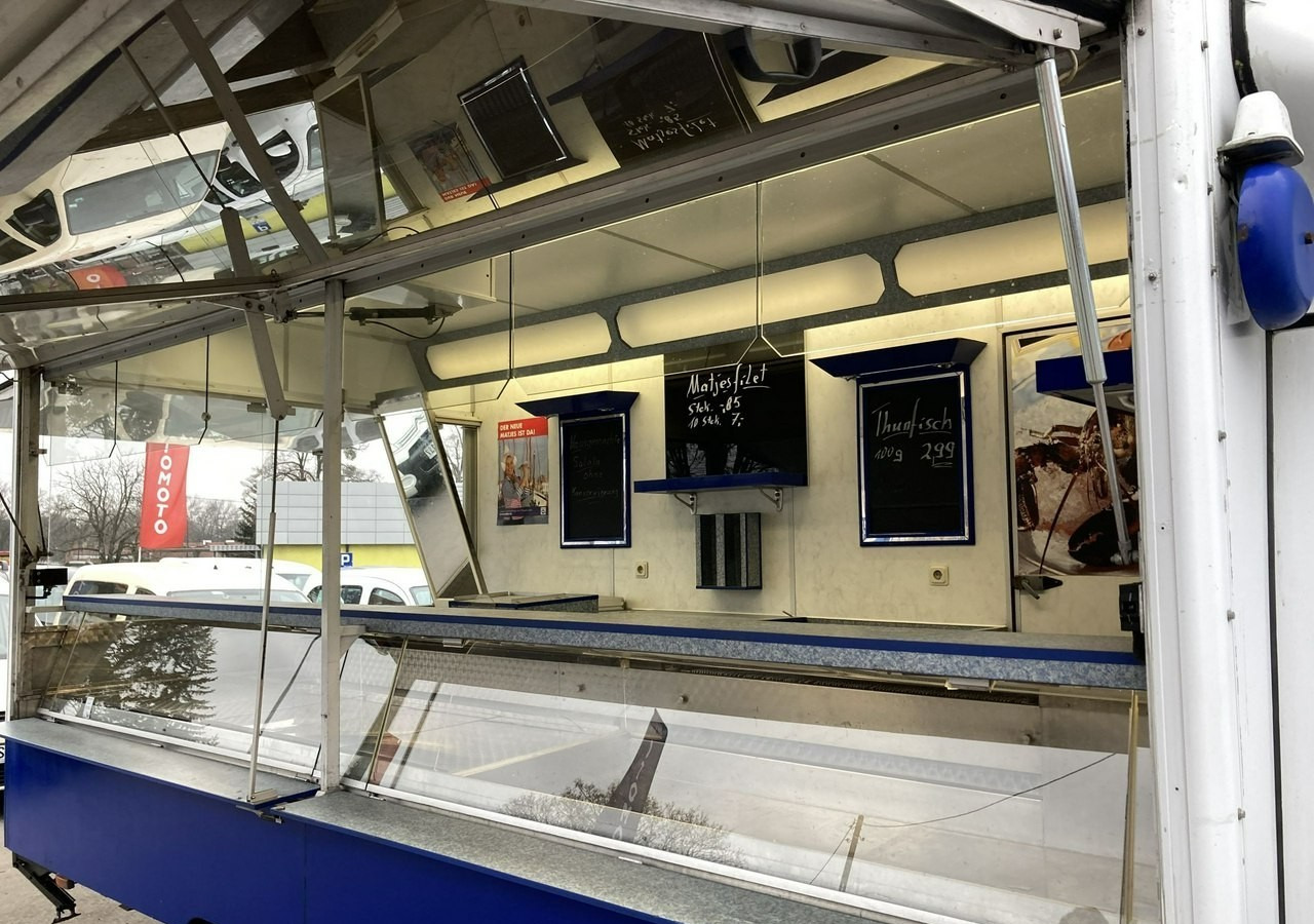 Mercedes-Benz Sprinter Sprinter Autosklep Gastronomiczny wędli Ryb Food Truck Foodtruck skl - Food truck: foto 3 Mercedes-Benz Sprinter Sprinter Autosklep Gastronomiczny wędli Ryb Food Truck Foodtruck skl - Food truck: foto 3