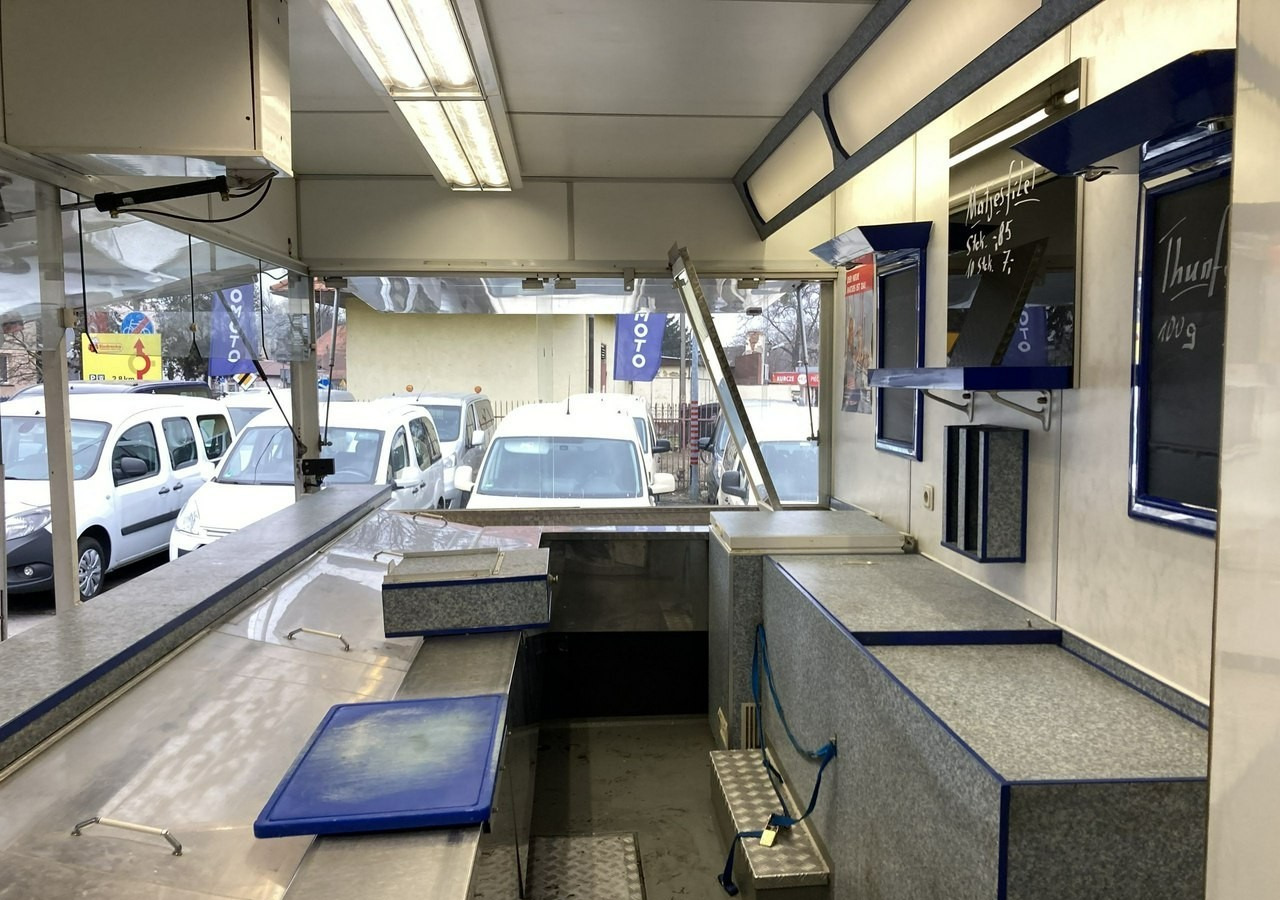 Mercedes-Benz Sprinter Sprinter Autosklep Gastronomiczny wędli Ryb Food Truck Foodtruck skl - Food truck: foto 4 Mercedes-Benz Sprinter Sprinter Autosklep Gastronomiczny wędli Ryb Food Truck Foodtruck skl - Food truck: foto 4