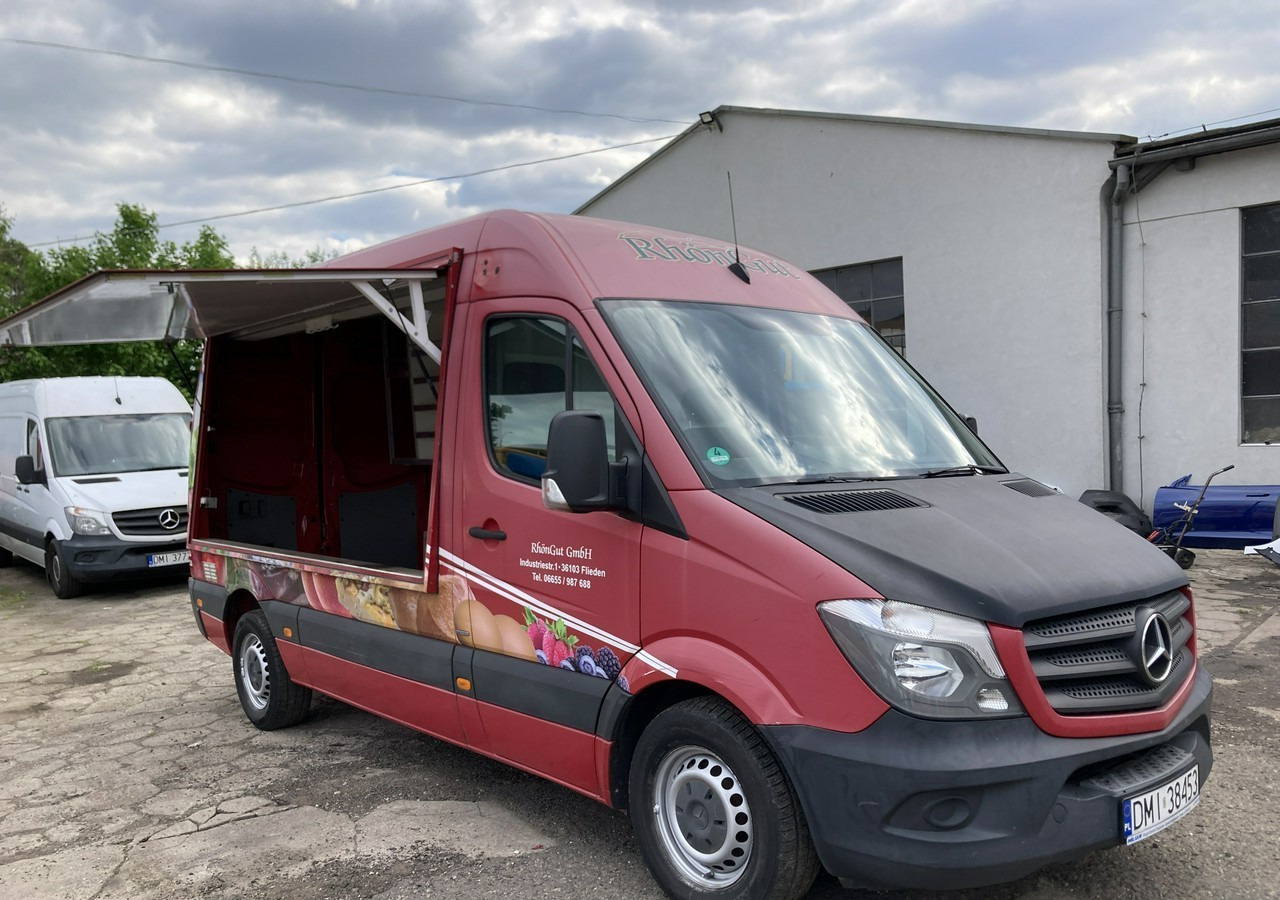 Mercedes-Benz Sprinter Sprinter Autosklep sklep bar Gastronomiczny Food Truck Foodtruck 201 - Food truck: foto 5 Mercedes-Benz Sprinter Sprinter Autosklep sklep bar Gastronomiczny Food Truck Foodtruck 201 - Food truck: foto 5