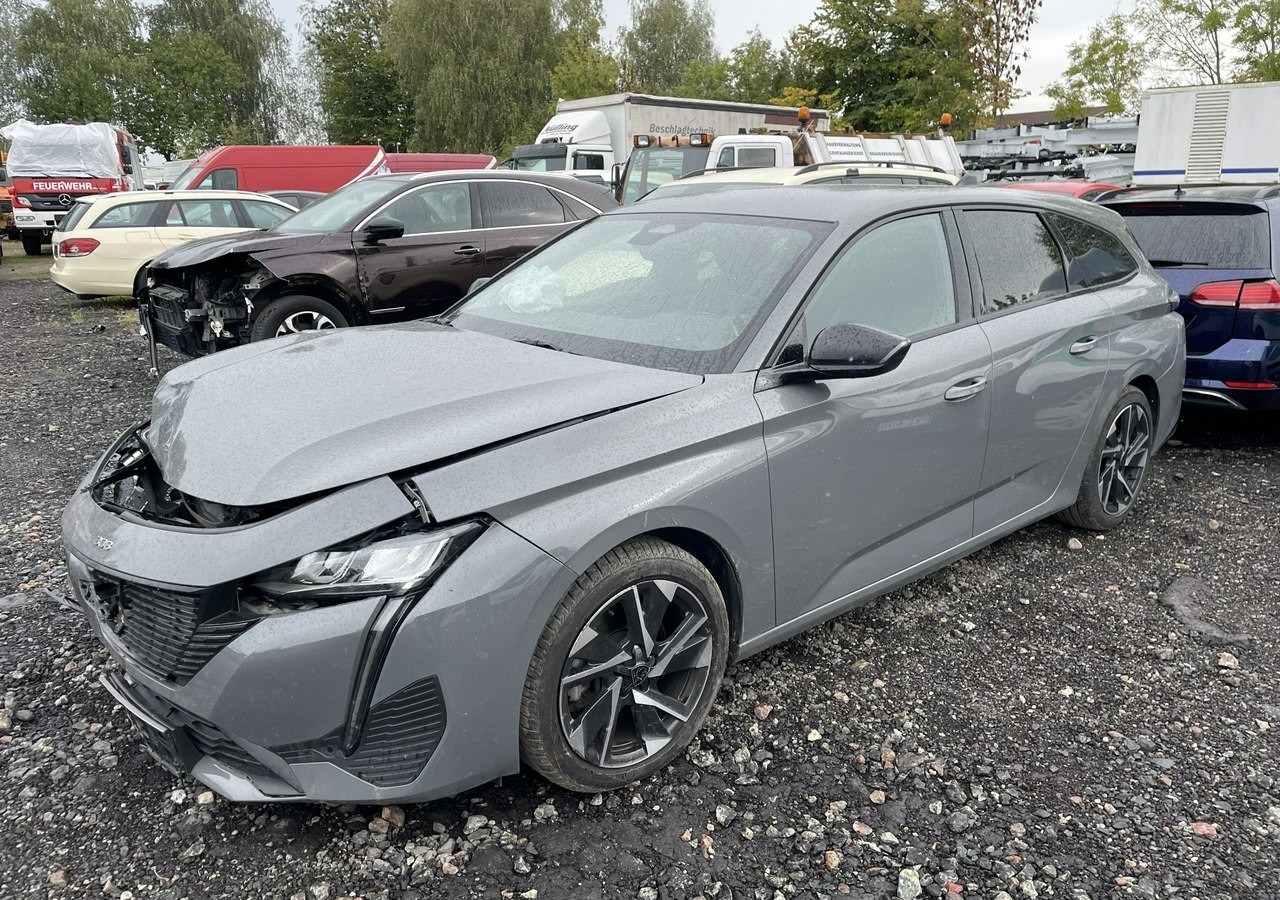 Peugeot 308 P5 Peugeot 308 1.5-131KM BlueHDi Allure Pack S&S EAT8 Salon PL 2024 - Carrinha: foto 5 Peugeot 308 P5 Peugeot 308 1.5-131KM BlueHDi Allure Pack S&S EAT8 Salon PL 2024 - Carrinha: foto 5