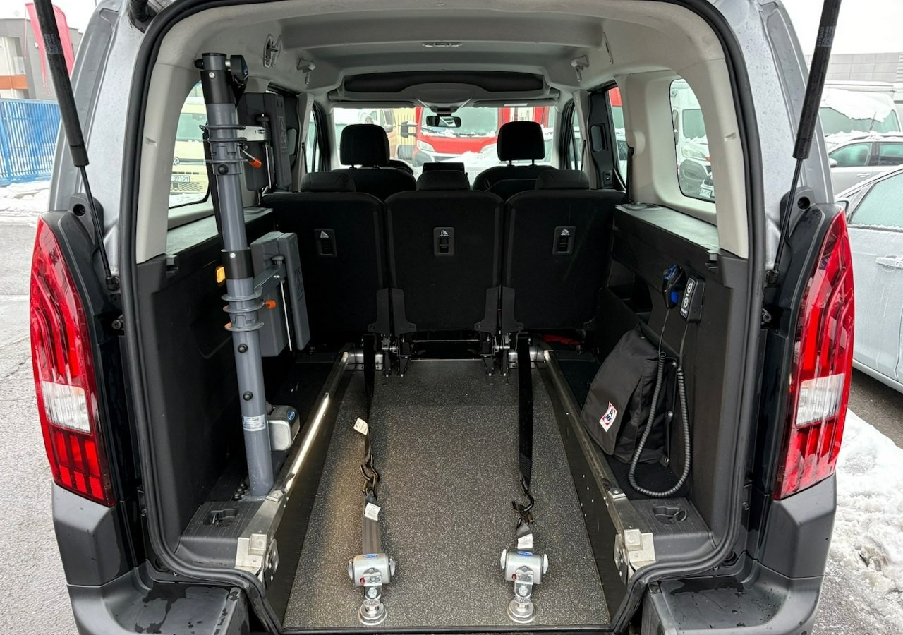 Peugeot Rifter Rifter Long 1,5HDI Automat dla Niepełnosprawnych Inwalida Rampa PFRO - Carrinha: foto 5 Peugeot Rifter Rifter Long 1,5HDI Automat dla Niepełnosprawnych Inwalida Rampa PFRO - Carrinha: foto 5