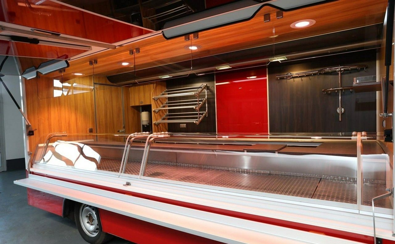 Renault Master Autosklep wędlin Gastronomiczny Food Truck Foodtruck sklep Borco 201 - Food truck: foto 5 Renault Master Autosklep wędlin Gastronomiczny Food Truck Foodtruck sklep Borco 201 - Food truck: foto 5