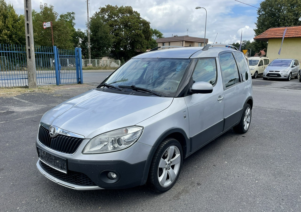 Skoda Roomster I Roomster Scout 1.6-16V Klima 2012 - Automóvel: foto 1 Skoda Roomster I Roomster Scout 1.6-16V Klima 2012 - Automóvel: foto 1