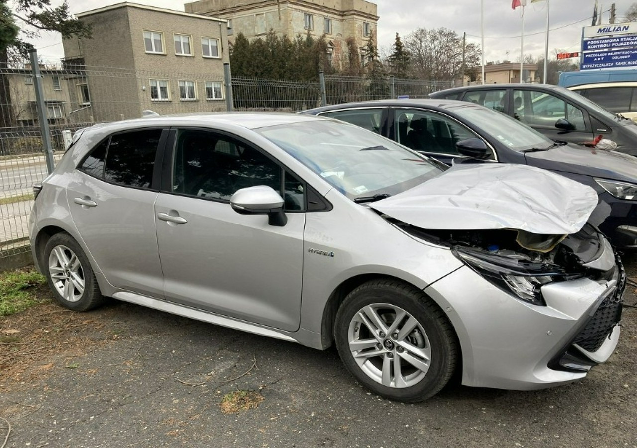 Toyota Corolla XII Corolla 1.8 Hybrid 102KM Comfort Salon PL 2020 - Hatchback: foto 3 Toyota Corolla XII Corolla 1.8 Hybrid 102KM Comfort Salon PL 2020 - Hatchback: foto 3