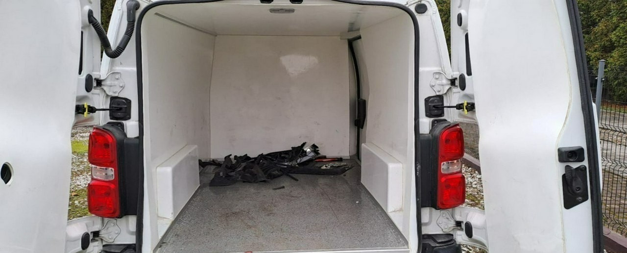 Toyota Proace Toyota Proace Maxi Klima chlodnia izoterma 2020 Salon PL - Carrinha frigorífica: foto 2 Toyota Proace Toyota Proace Maxi Klima chlodnia izoterma 2020 Salon PL - Carrinha frigorífica: foto 2